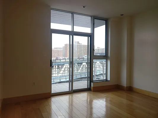 Rented by SpaceMax Realty Inc | media 7