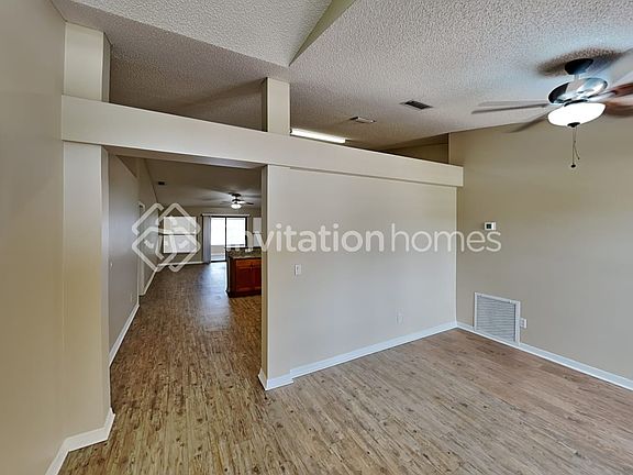 3rd image of 1013 Sabal Grove Dr