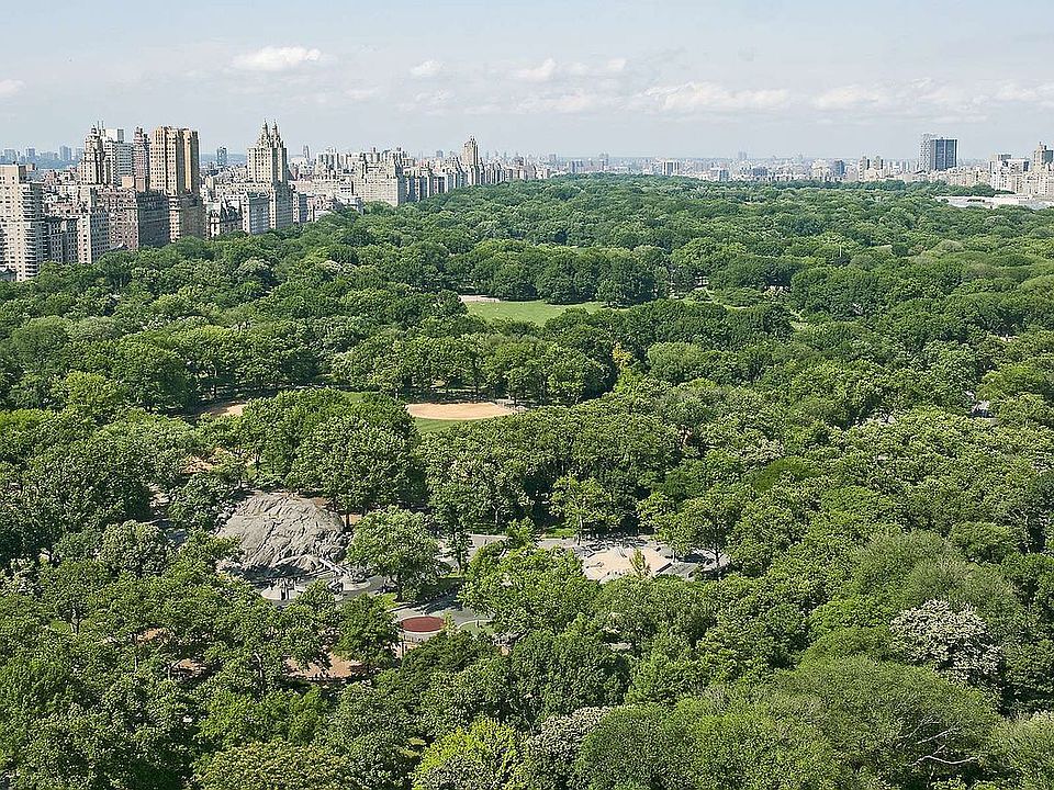 1st image of 160 Central Park S #30007