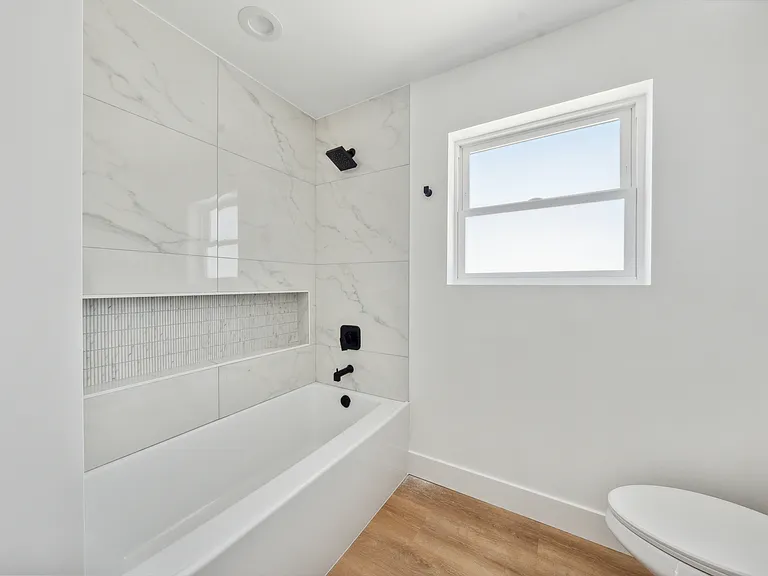 6007 W 85th Pl — Photo 20