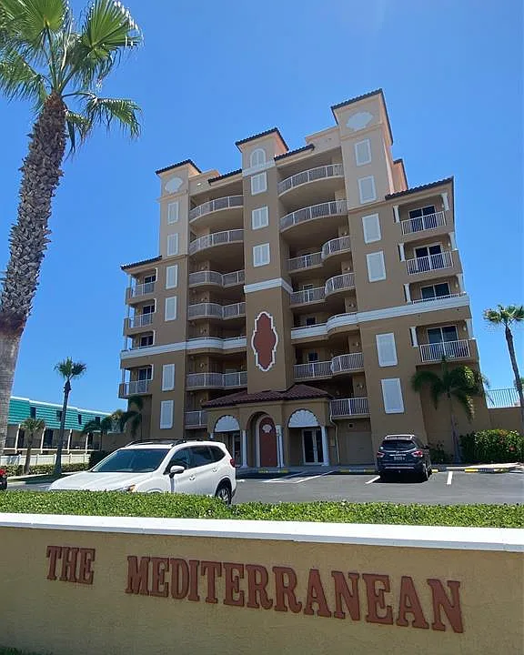 711 S Atlantic Ave #701