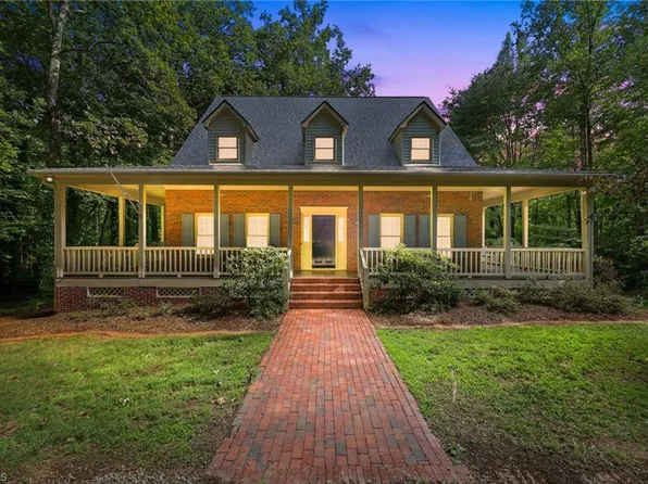 8861 Boylston Rd, Colfax, NC 27235