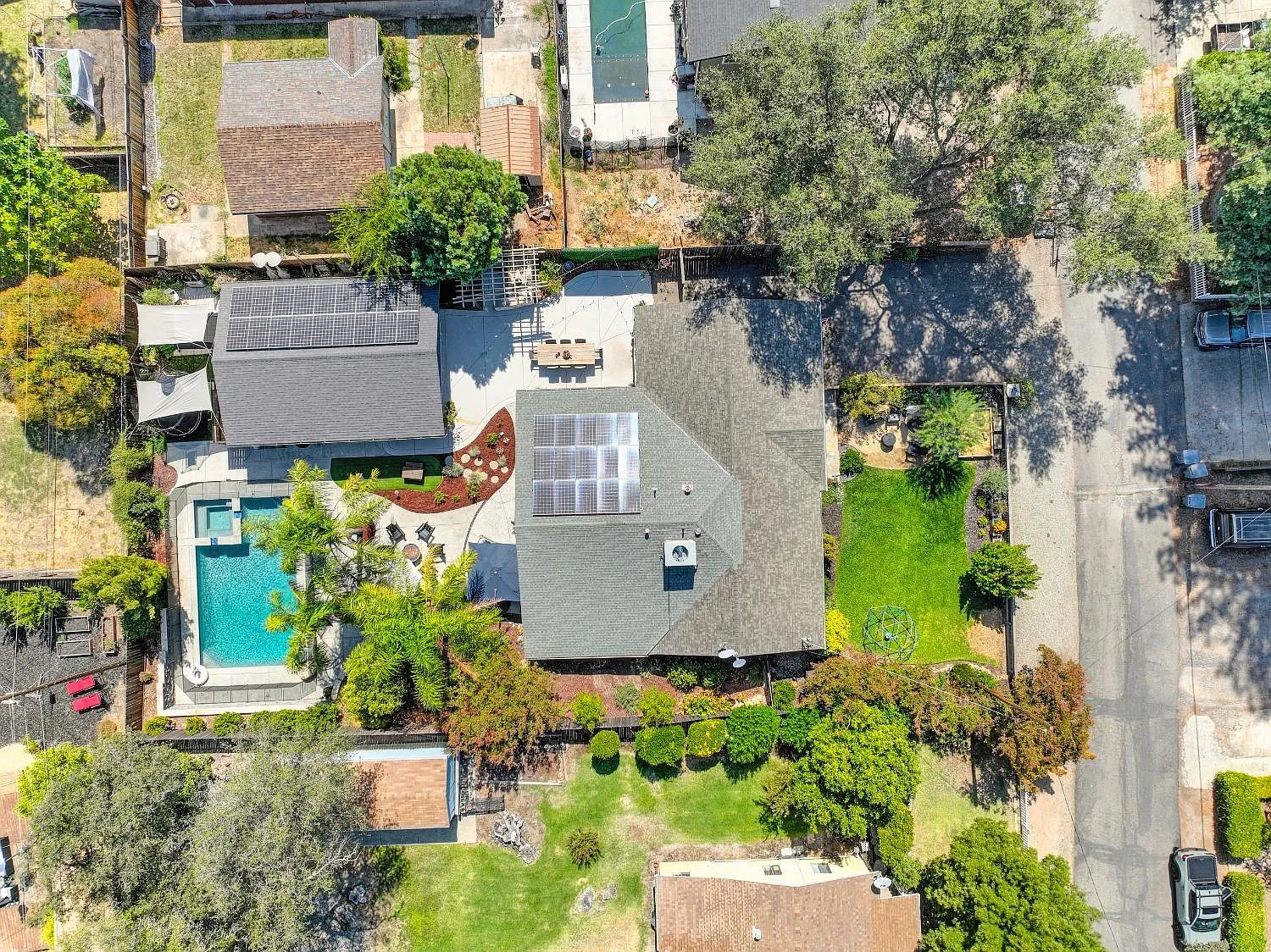3619 Colony Ln photo 1