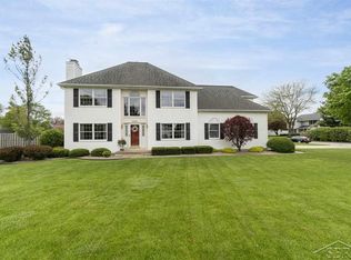 6693 Vista Dr, Saginaw, MI 48603