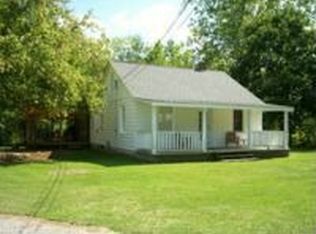 151 White Pines Dr, Narrows, VA 24124