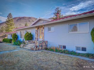 30 Dry Canyon Dr, Coleville, CA 96107