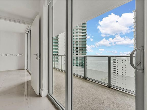 5th image of 1300 Brickell Bay Dr APT 1704