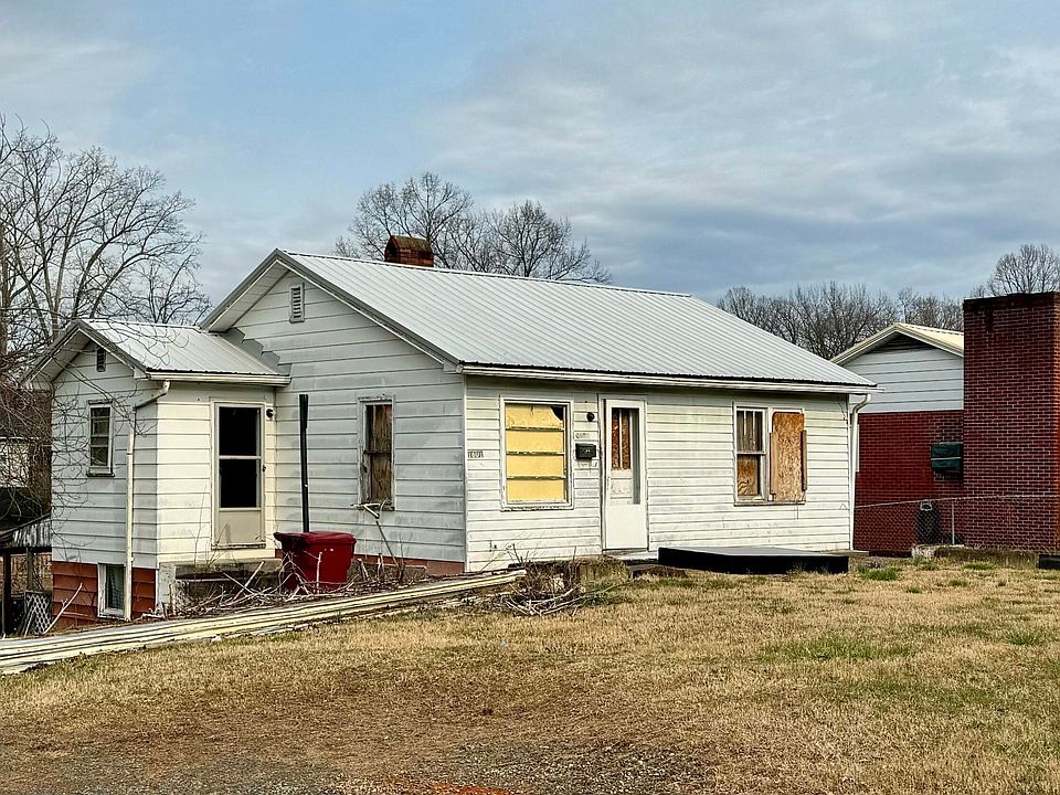 1st image of 1601 E Watauga Ave