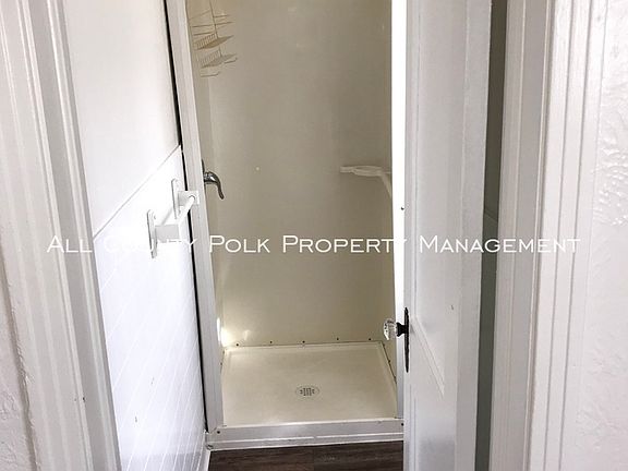 5th image of 2700 Avenue G NW
