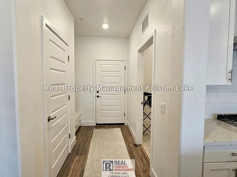 590 San Sorrento St #106 — Photo 16