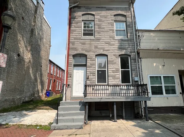 323 S 6th St, Reading, PA 19602