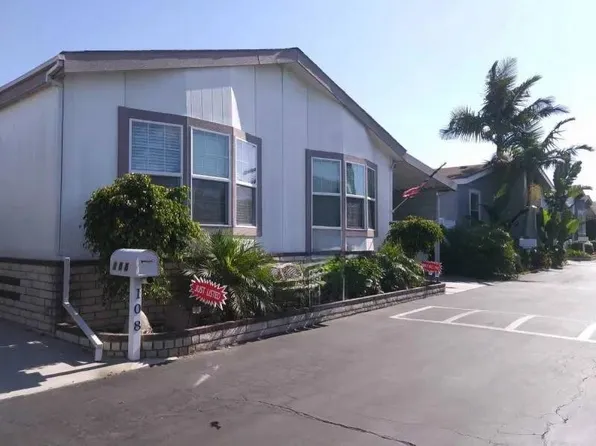 108 Parrot Ln, Fountain Valley, CA 92708