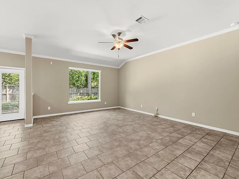 34 Sawbridge Cir — Photo 11