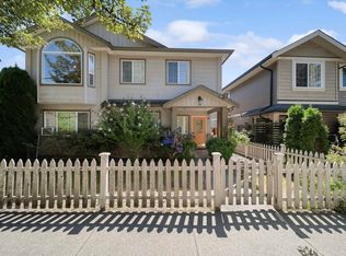 23860 118th Ave, Maple Ridge, BC V4R 1Y9