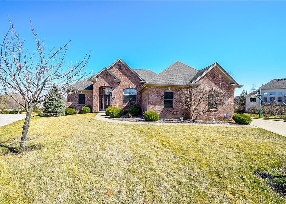 1st image of 2592 Patrick Henry Dr