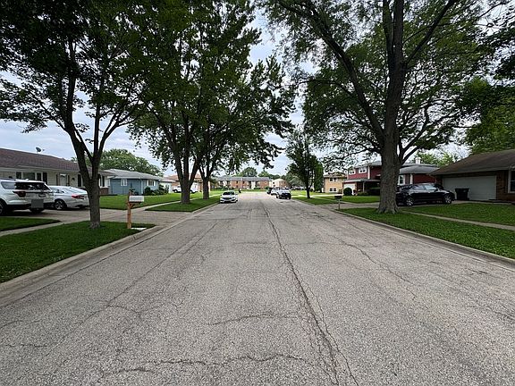4th image of 1230 Lennoxshire Dr