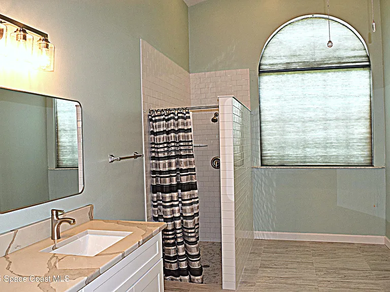 285 Utopia Cir — Photo 12