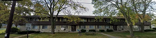 Lakeside Apartments Photo 1