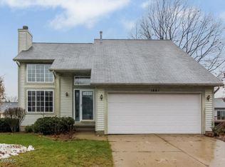 1661 Waldorn Ave NE, Grand Rapids, MI 49505