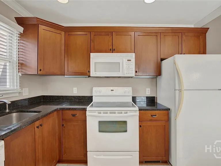 302 W Wayne St #CARRIAGE HOUSE — Photo 15