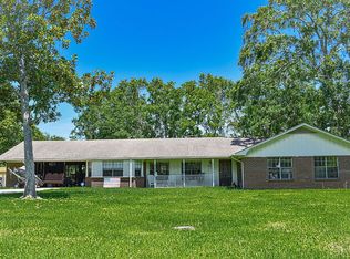 1419 Porter Ave, Ocean Springs, MS 39564