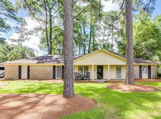 6907 Sand Rd, Savannah, GA 31410
