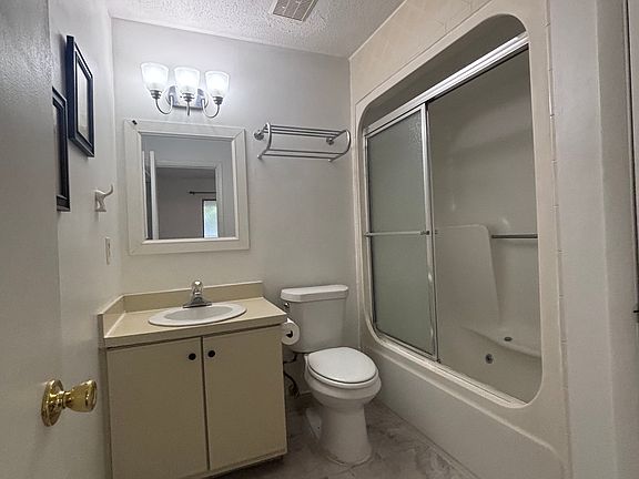 2nd image of 1211 Metze Rd APT B8