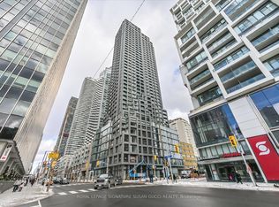 20 Soudan Ave #1402, Toronto, ON M4S 0E2