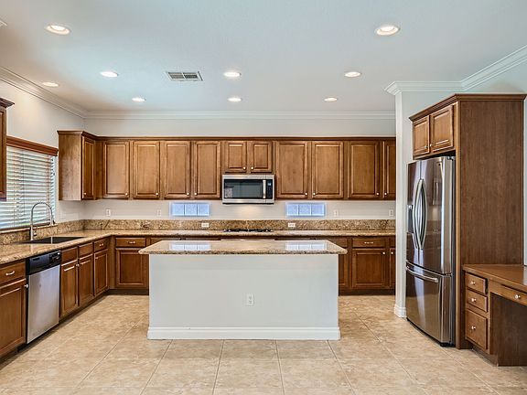 5th image of 788 Tillis Pl