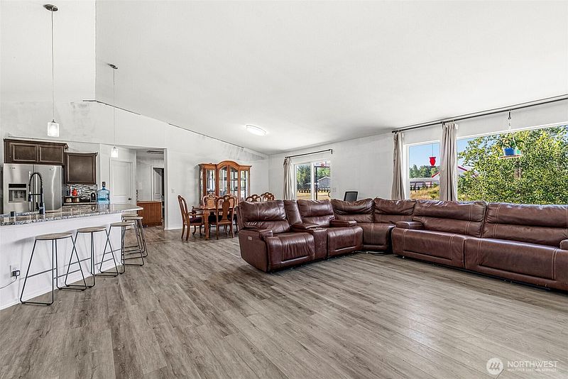 3rd image of 235 Flatt Road