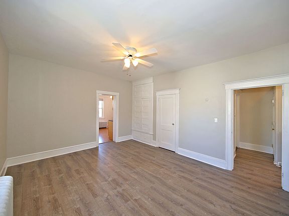 2nd image of 829 Underhill Ave