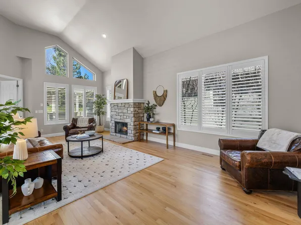 19267 Goose Creek Ct, Bend, OR 97702