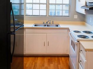 115 Fort Evans Rd SE APT C, Leesburg, VA 20175