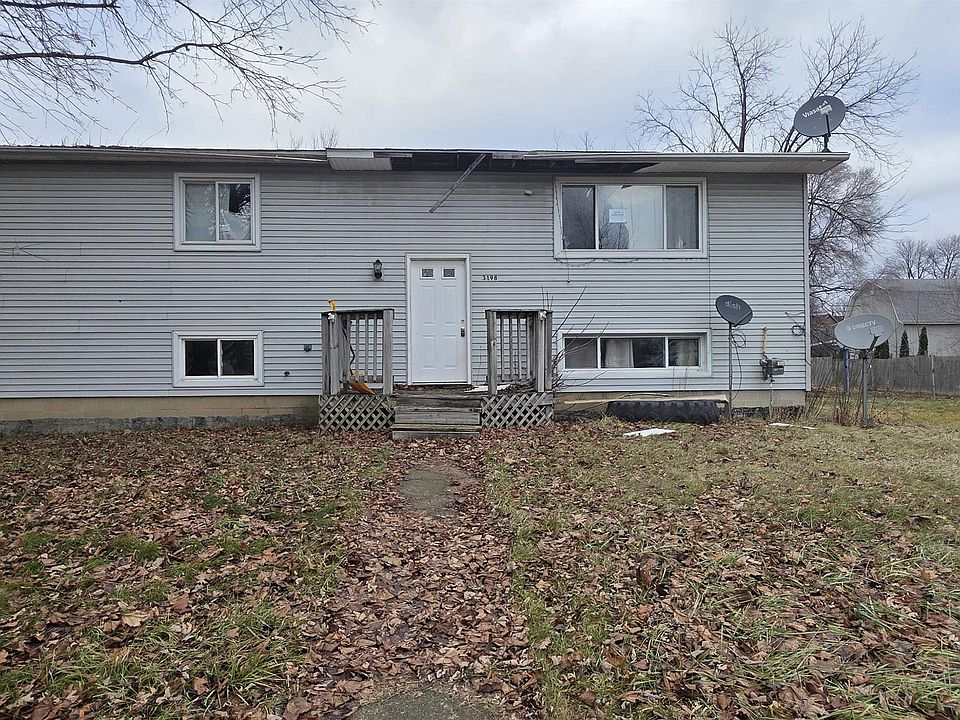 1st image of 3198 Bay St