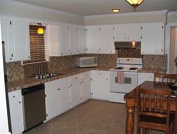 4th image of 3825 Inglewood Dr