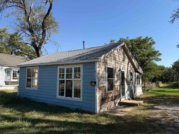 516 N Tracy St, Wichita, KS 67212