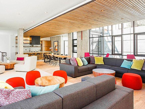 5th image of 100 Waller St #240