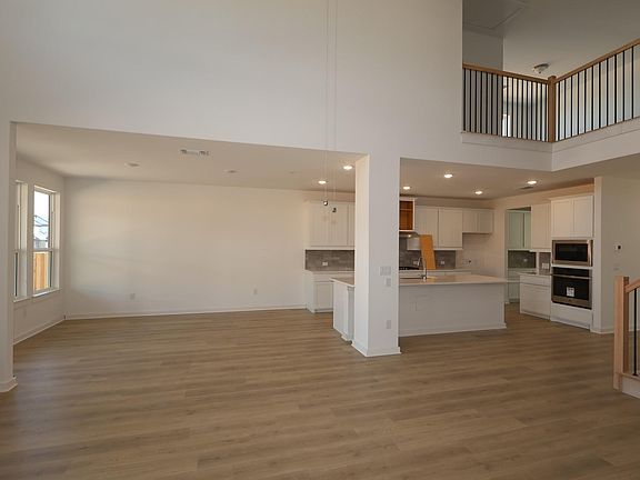5th image of 3977 Waco Way