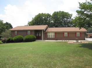 2314 Calloway Cir, Lenoir City, TN 37772