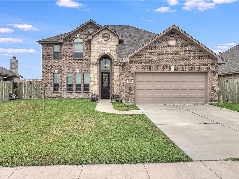 7809 Pavo Real St — Photo 1