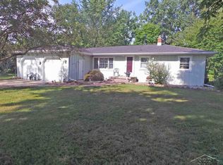 13830 Amman Rd, Chesaning, MI 48616
