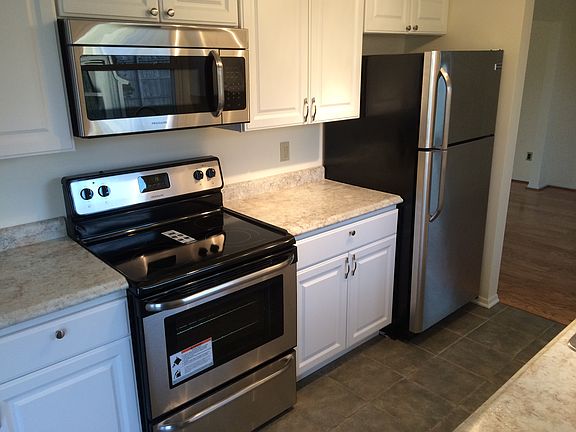 3rd image of 5427 Upton Ct