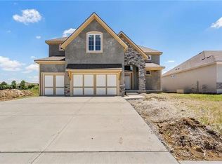 9186 Gander St, Lenexa, KS 66227