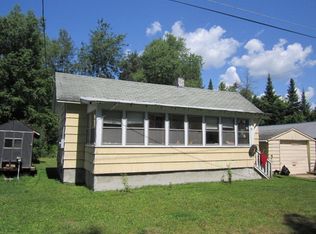 27 Murray St, Tupper Lake, NY 12986