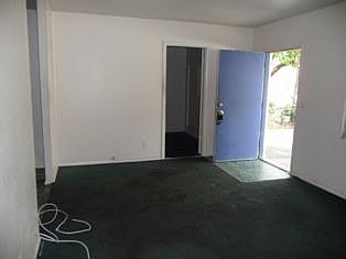 2nd image of 1638 15th Ave S