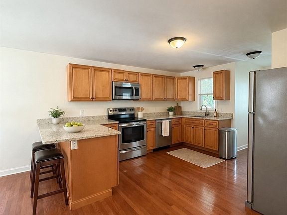 2nd image of 18 Church St #1