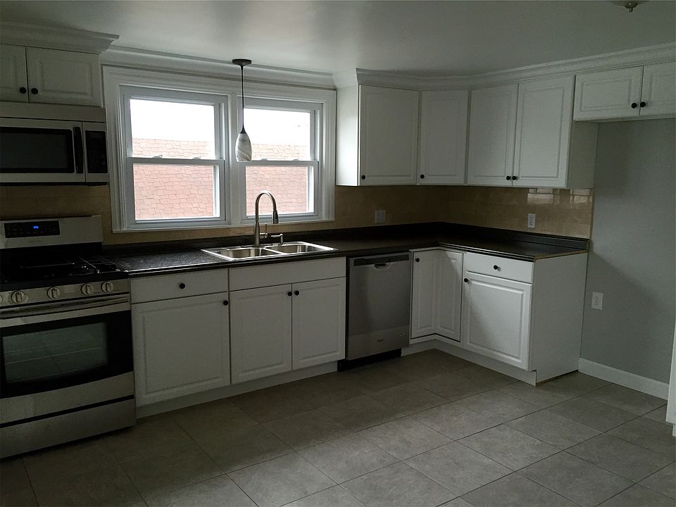 1st image of 329 Sanford Ave #2