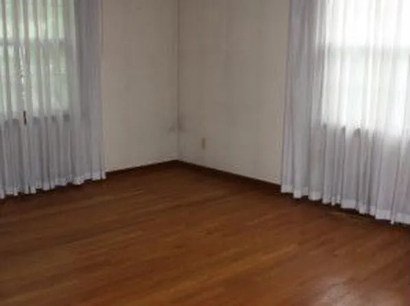 8600 Hempstead Dr, Knoxville, TN 37923