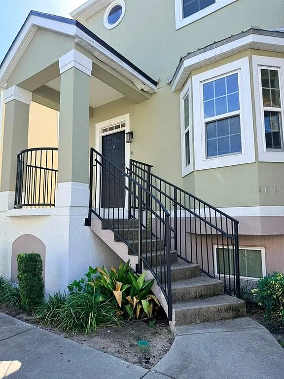 3 bed, 2.5 bath, 1634 sqft, $2,500 — Photo 1