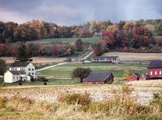 4859 Glenville Rd, Glen Rock, PA 17327